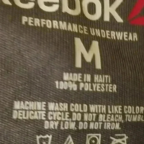 Men's Reebok Shirt   - Picture 4 of 5